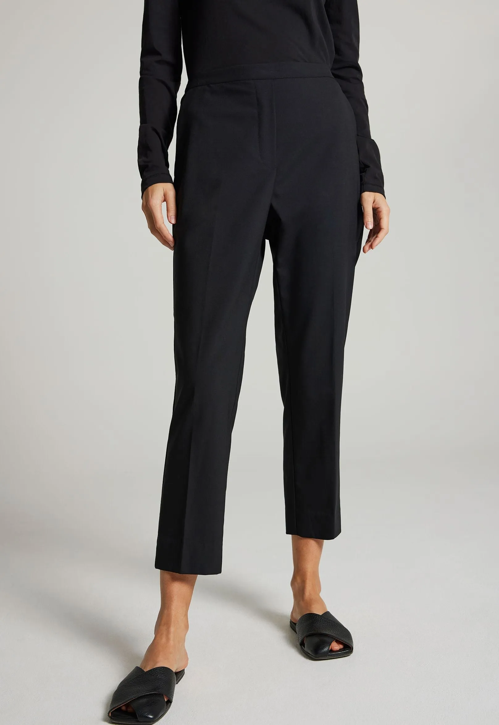 Gio Pant Black