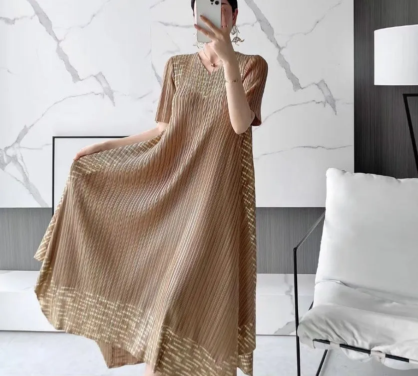 Hot Sale 58% OFFMiyake Vintage Print Pleated Dress