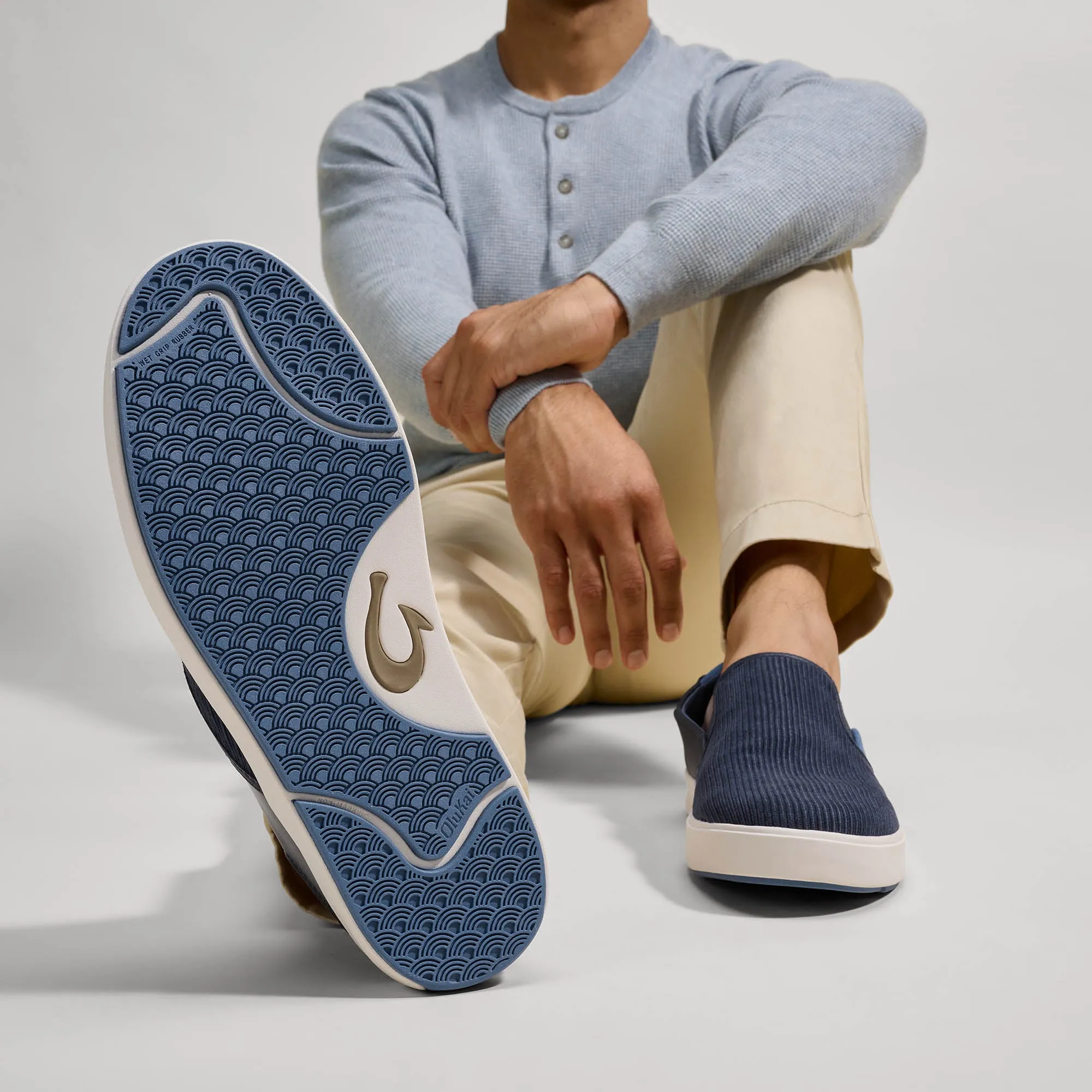 Laeahi Kapa - Trench Blue / Channel Blue