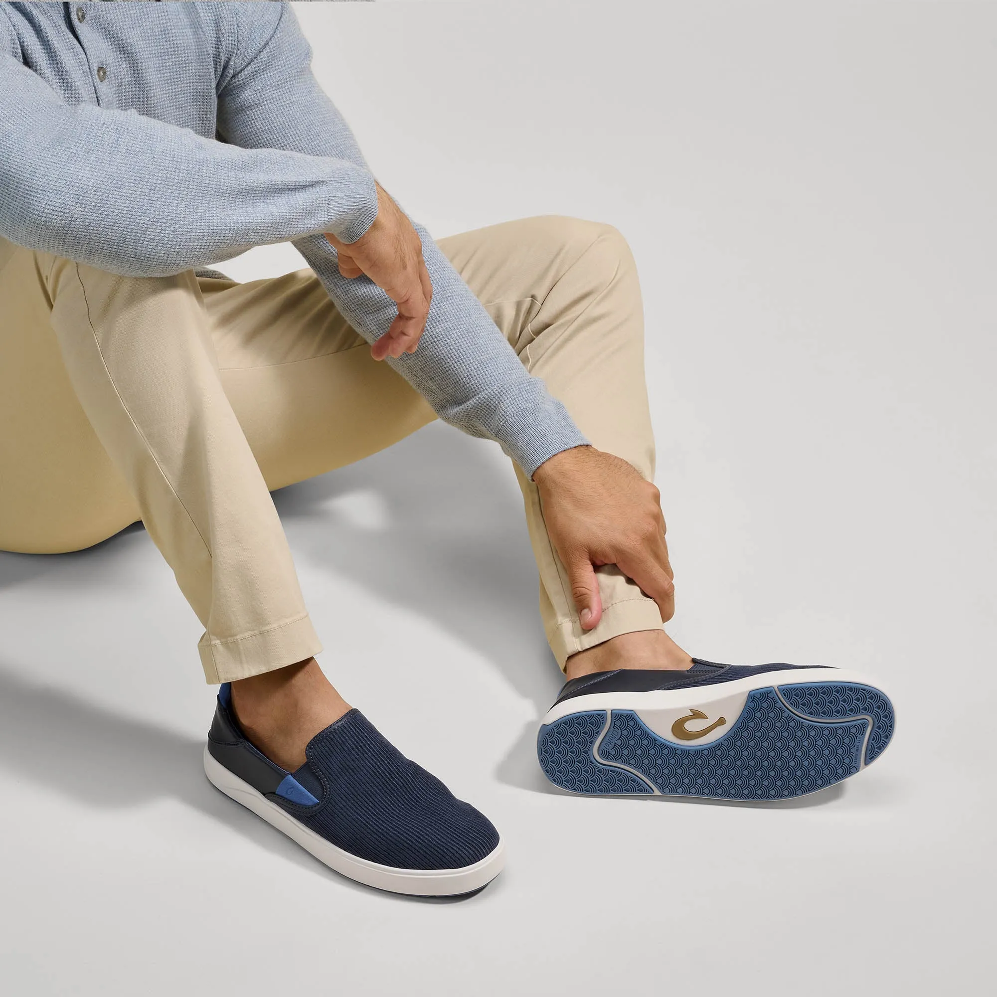 Laeahi Kapa - Trench Blue / Channel Blue